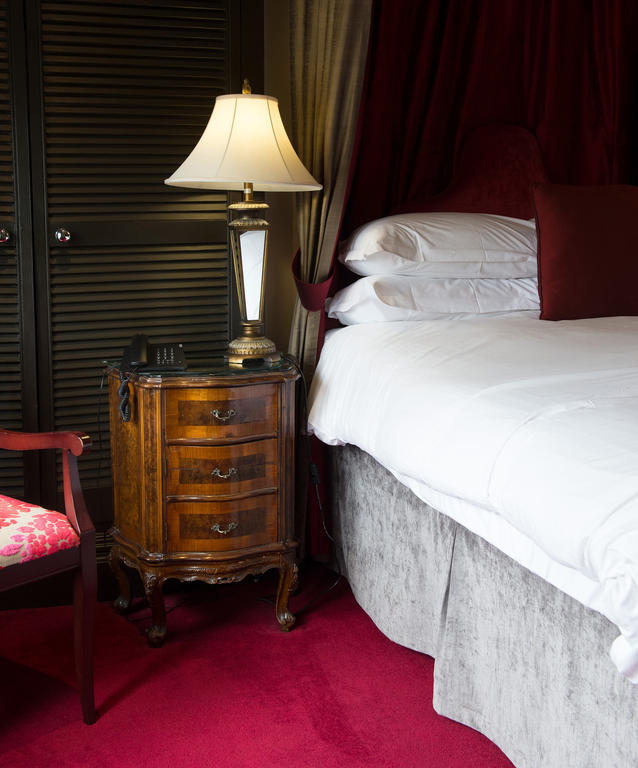 Balmoral Hotel Harrogate Pokoj fotografie